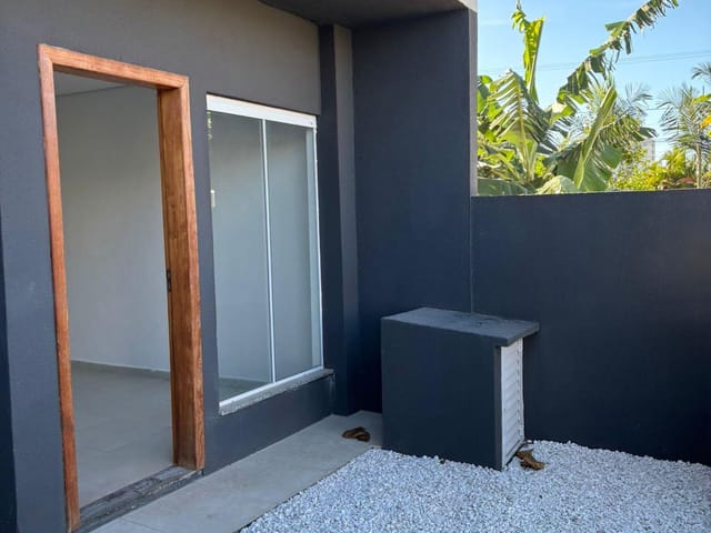 Casa 2 quartos e 2 banheiros, à venda, no bairro Itacolomi em Balneário Piçarras