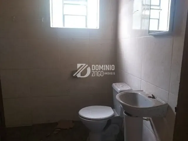 Casa com 258m² 4 quartos e 2 banheiros, à venda, no bairro Boa Vista em Uberaba