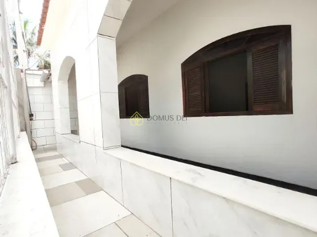 Casa com 150m² 6 quartos e 4 banheiros, à venda, no bairro São Luís em Barra Mansa