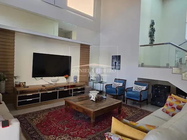 Casa com 601m² 4 quartos e 6 banheiros, à venda, no bairro Vivendas do Arvoredo em Londrina