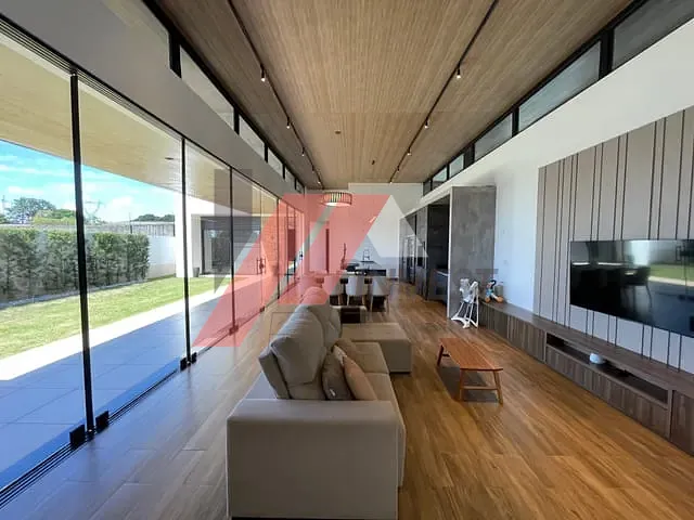 Casa 4 quartos e 4 banheiros, à venda, no bairro Vila A em Foz do Iguaçu