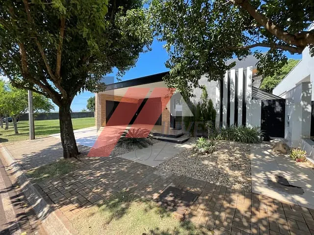 Casa 4 quartos e 4 banheiros, à venda, no bairro Vila A em Foz do Iguaçu