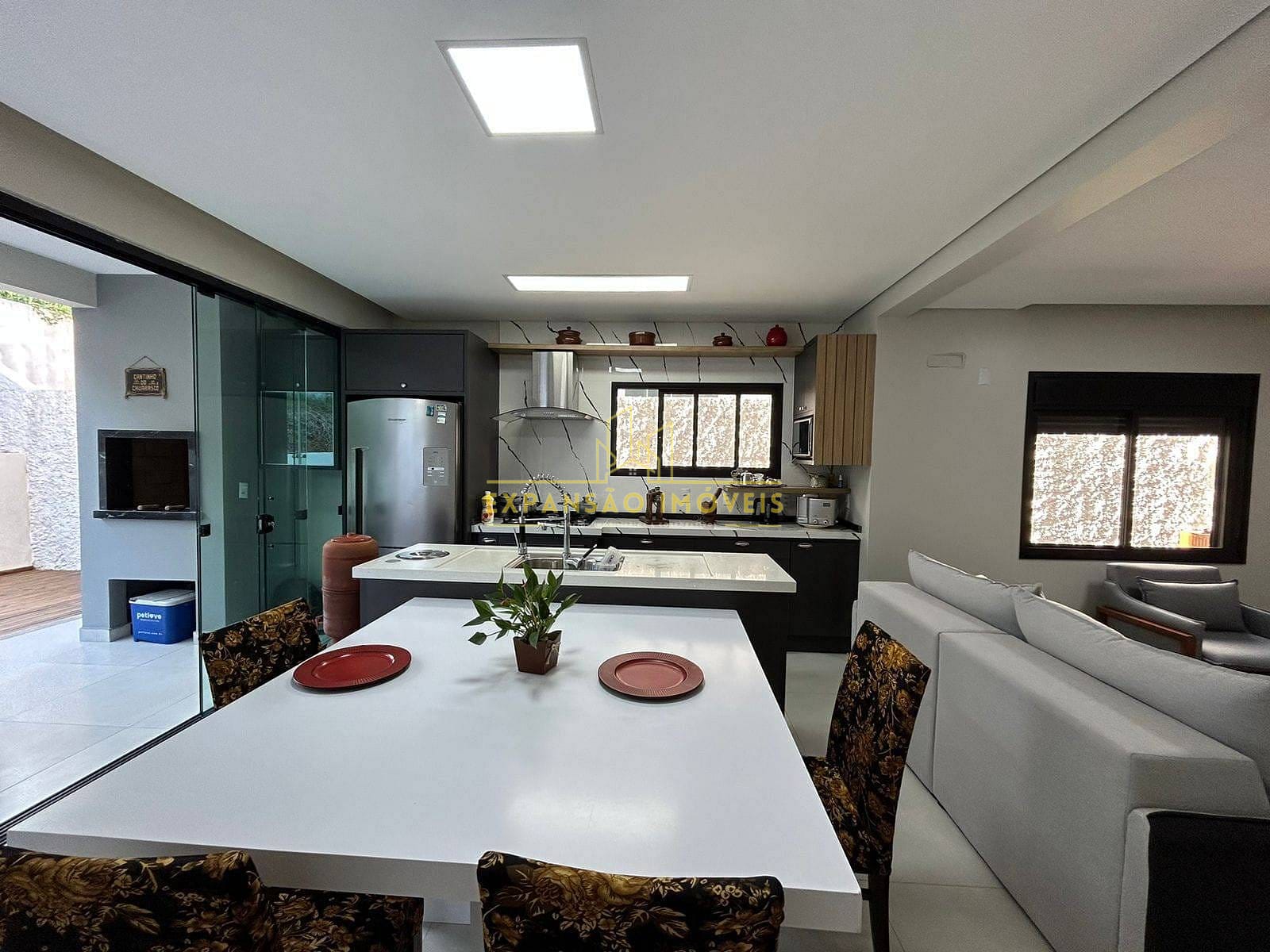 Casa, 3 quartos, 162 m² - Foto 3