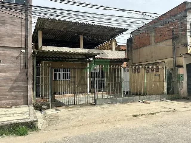 Casa 1 quarto e 3 banheiros, à venda, no bairro Tiradentes em Nova Iguaçu