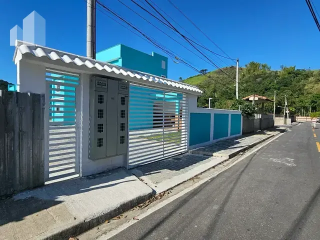 Casa com 92m² 2 quartos e 2 banheiros, à venda, no bairro Tinguazinho em Nova Iguaçu