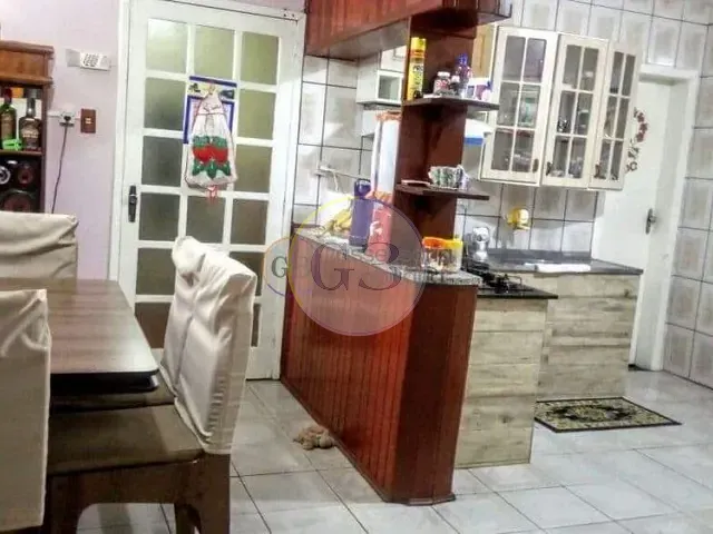 Casa 3 quartos e 2 banheiros, à venda, no bairro Fragata em Pelotas