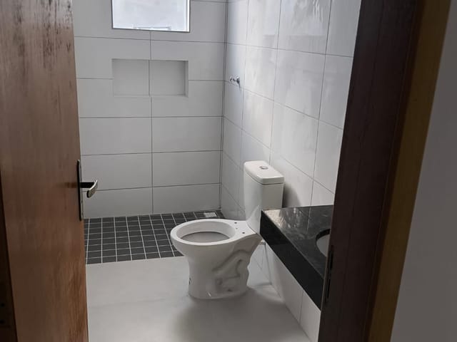 Casa com 93m² 3 quartos e 2 banheiros, à venda, no bairro Jardim Casqueiro em Cubatão