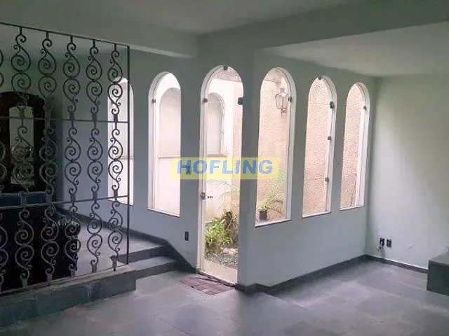 Casa com 277m², à venda, no bairro Cidade Jardim em Rio Claro