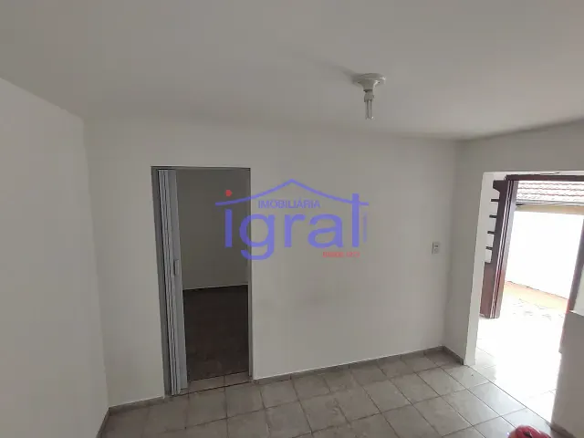 Casa 2 quartos e 1 banheiro, para alugar, no bairro Vila Guarani (Z Sul) em São Paulo