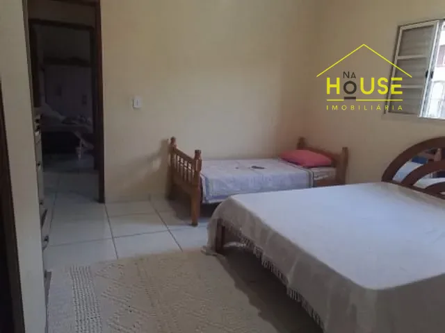 Casa com 250m², à venda, no bairro Park Residencial Colinas em Votuporanga