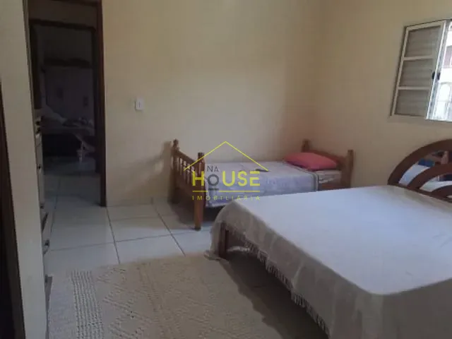 Casa com 250m², à venda, no bairro Park Residencial Colinas em Votuporanga