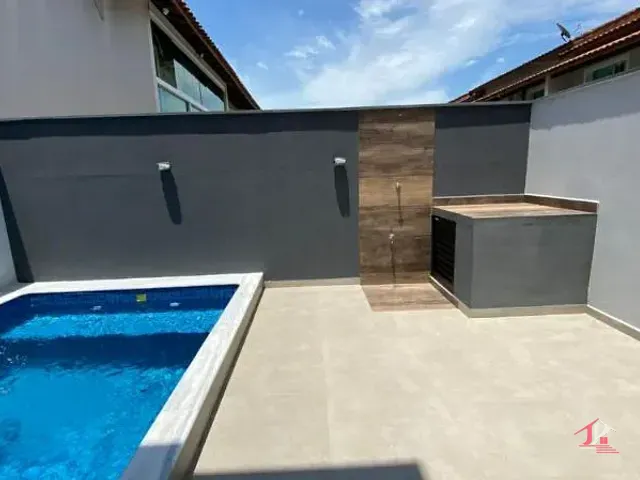 Casa 2 quartos e 3 banheiros, à venda, no bairro Praia dos Sonhos em Itanhaém