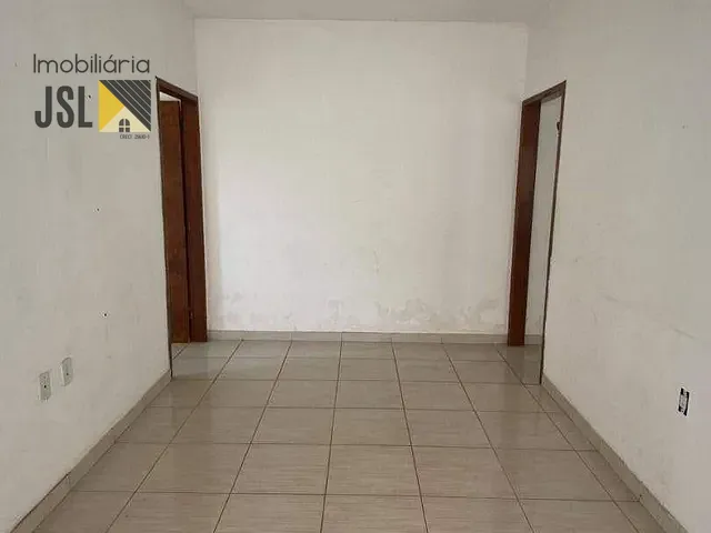 Casa com 175m² 2 quartos e 1 banheiro, à venda, no bairro Parque Residencial Santo André em Caçapava