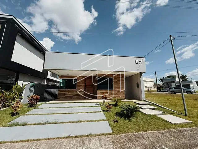 Casa 3 quartos e 4 banheiros, à venda, no bairro Coqueiro em Belém