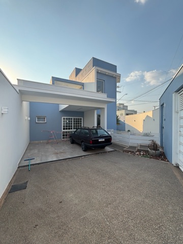 Casa com 258m² 3 quartos e 4 banheiros, à venda, no bairro Horto Santo Antonio em Jundiaí