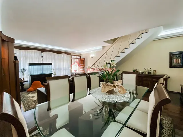 Casa 4 quartos e 3 banheiros, à venda, no bairro Mirandópolis em São Paulo