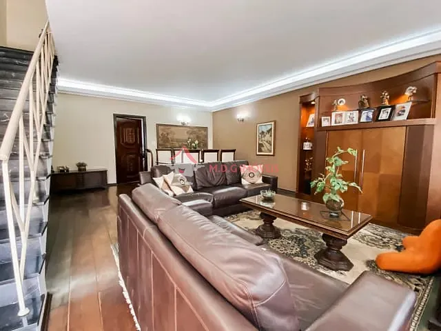Casa 4 quartos e 3 banheiros, à venda, no bairro Mirandópolis em São Paulo