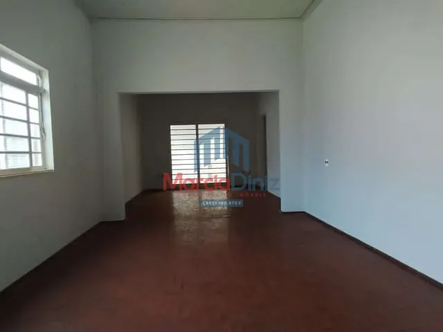 Casa com 416m² 4 quartos e 3 banheiros, à venda, no bairro Centro em Ituverava