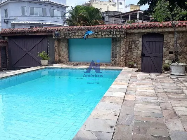 Casa com 435m², à venda, no bairro Curicica em Rio de Janeiro