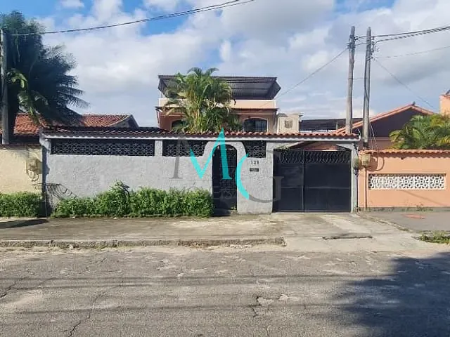 Casa com 225m² 3 quartos e 1 banheiro, à venda, no bairro Campo Grande em Rio de Janeiro
