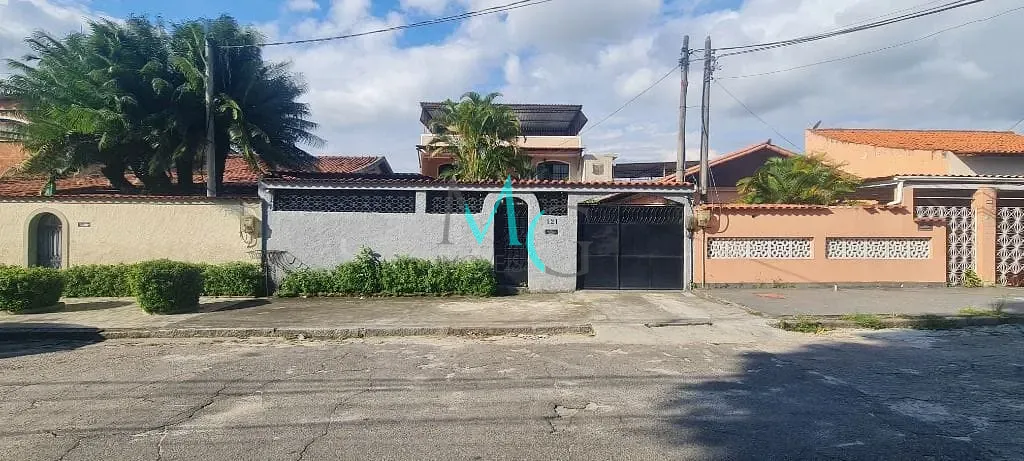 Casa, 3 quartos, 180 m² - Foto 1