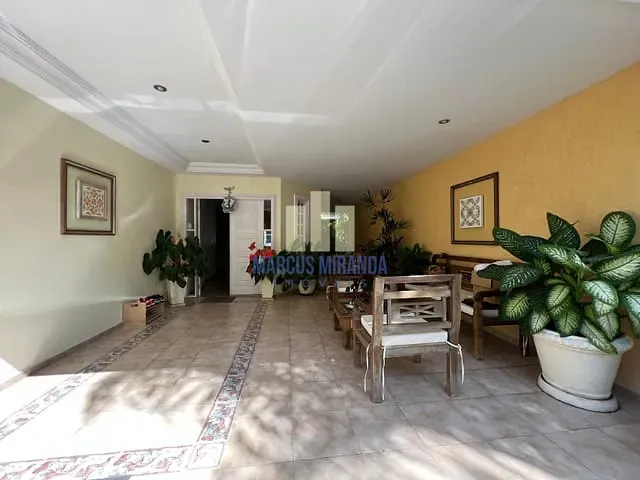 Casa com 1000m² 5 quartos e 6 banheiros, à venda, no bairro Barra da Tijuca em Rio de Janeiro