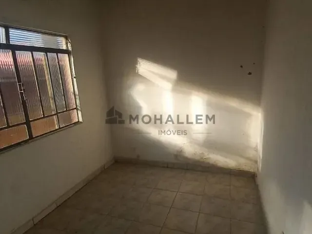 Casa com 218m², à venda, no bairro São Sebastiao em Itajubá