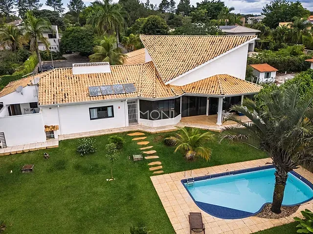 Casa 4 quartos e 6 banheiros, à venda, no bairro Park Way em Brasília