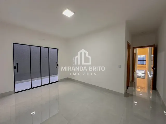 Casa 3 quartos e 3 banheiros, à venda, no bairro Setor Serra Dourada - 3ª Etapa em Aparecida de Goiânia