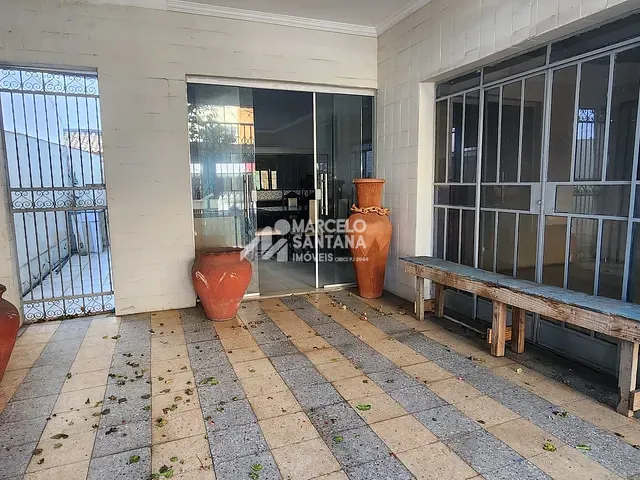 Casa com 300m² 3 quartos e 3 banheiros, à venda, no bairro Recreio em Vitória da Conquista