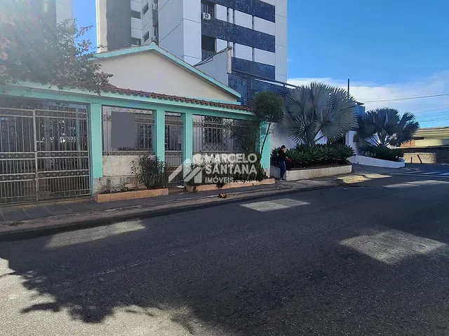 Casa com 300m² 3 quartos e 3 banheiros, à venda, no bairro Recreio em Vitória da Conquista