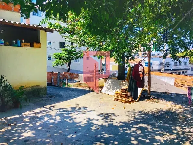Casa com 369m² 3 quartos e 1 banheiro, à venda, no bairro Padre Eustáquio em Belo Horizonte