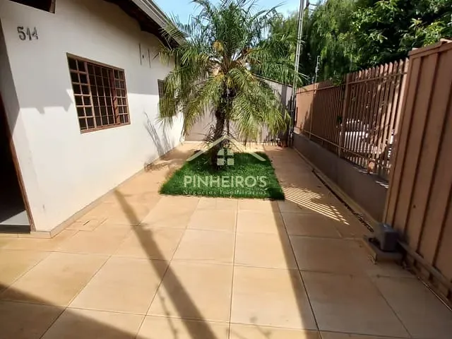 Casa com 200m² 2 quartos e 2 banheiros, à venda, no bairro Jardim Esperança em Cambé