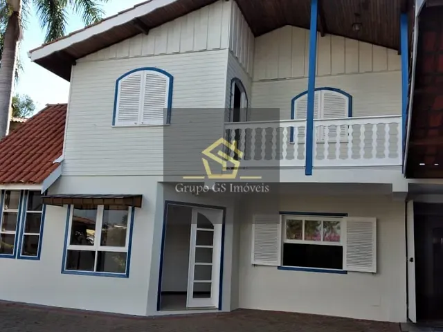 Casa com 1000m² 4 quartos e 3 banheiros, à venda, no bairro Vista Alegre em Vinhedo