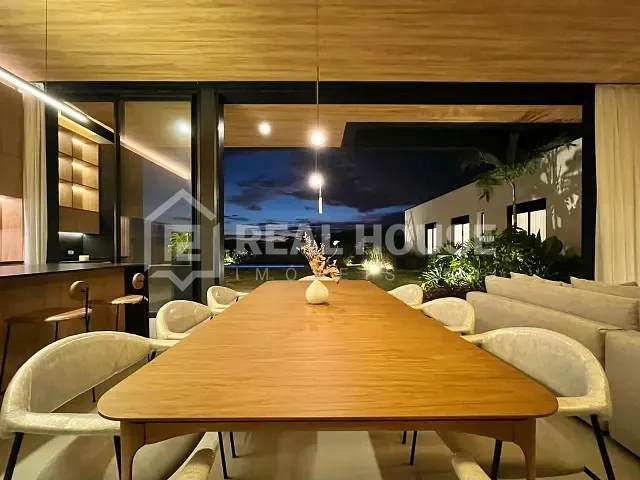 Casa com 1003m² 4 quartos e 1 banheiro, à venda, no bairro Village Ipanema II em Araçoiaba da Serra