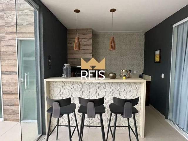 Casa com 490m² 5 quartos e 1 banheiro, à venda, no bairro Recreio dos Bandeirantes em Rio de Janeiro