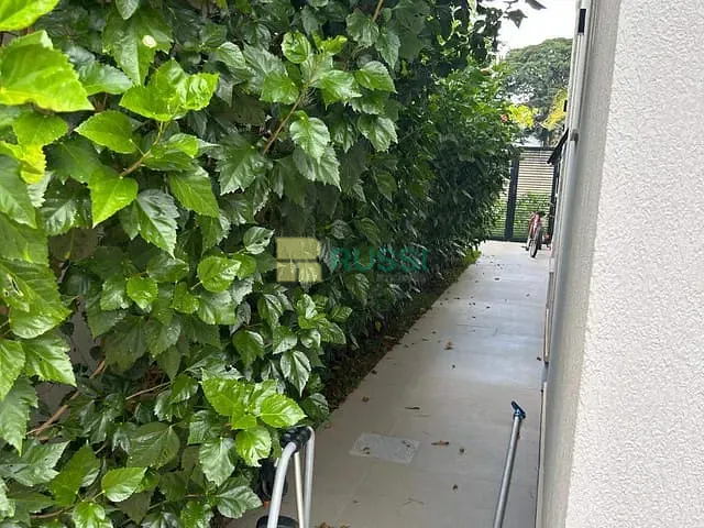 Casa com 588m² 4 quartos e 5 banheiros, à venda, no bairro Urbanova em São José dos Campos