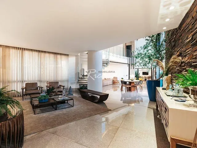 Casa com 741m² 4 quartos e 6 banheiros, à venda, no bairro Jardins Munique em Goiânia