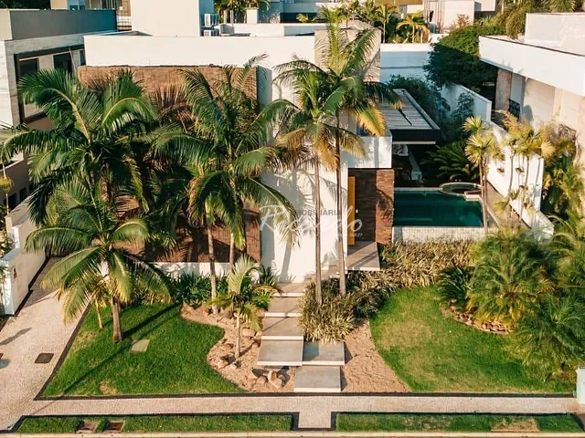 Casa com 741m² 4 quartos e 6 banheiros, à venda, no bairro Jardins Munique em Goiânia