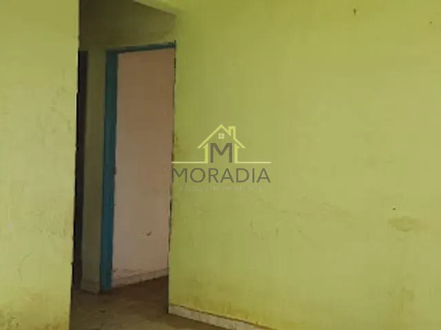 Casa com 160m² 2 quartos e 1 banheiro, à venda, no bairro Jardim Europa I em Guaxupé
