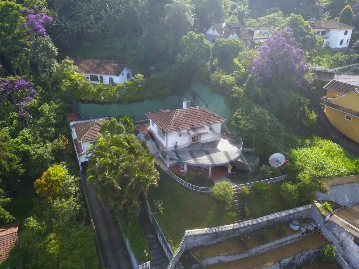 Casa, 1 quarto, 900 m² - Foto 1