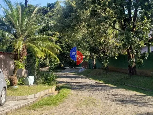 Casa com 600m² 3 quartos e 3 banheiros, à venda, no bairro Limoeiro em Guapimirim