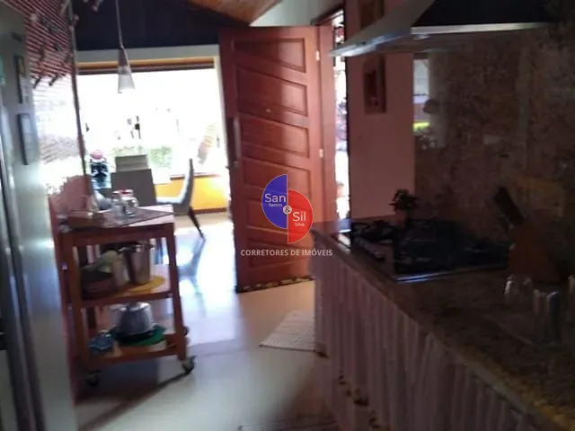 Casa com 600m² 3 quartos e 3 banheiros, à venda, no bairro Limoeiro em Guapimirim