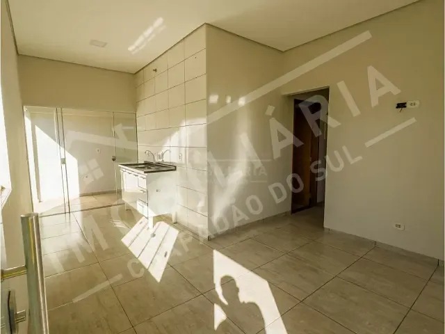 Casa 3 quartos e 1 banheiro, para alugar, no bairro Esplanada III em Chapadão do Sul
