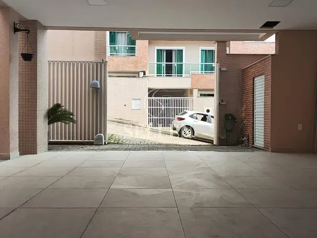 Casa 3 quartos e 4 banheiros, para alugar, no bairro Nova Esperança em Balneário Camboriú