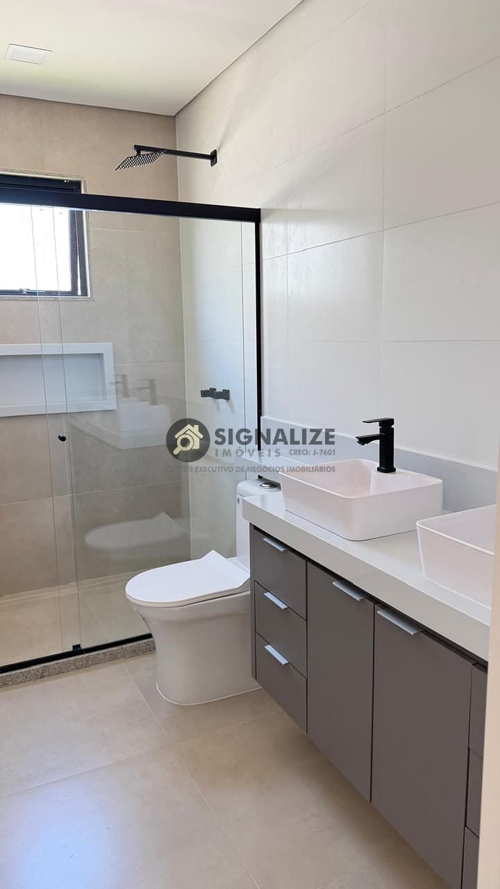 Casa, 3 quartos, 220 m² - Foto 24