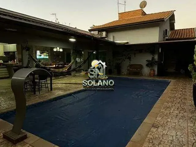 Casa com 200m² 3 quartos e 3 banheiros, à venda, no bairro Residencial Condomínio Jardim Veneza em Senador Canedo