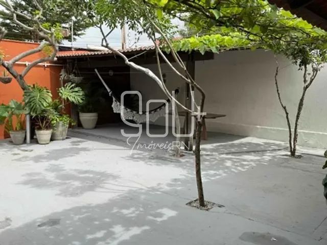 Casa 3 quartos e 3 banheiros, à venda, no bairro Pajuçara em Natal