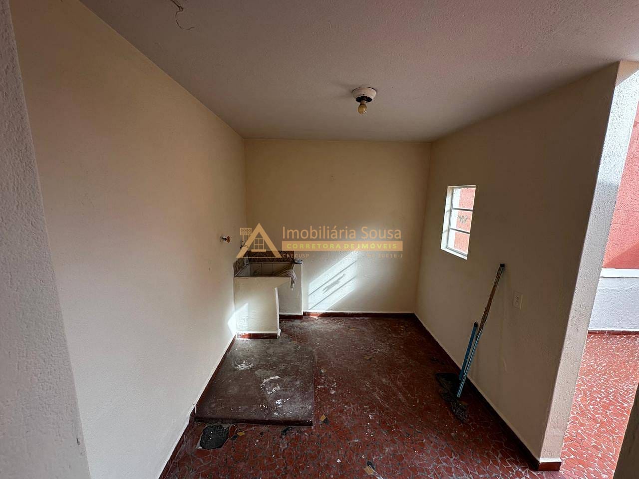 Casa para alugar com 1 quarto, 80m² - Foto 5