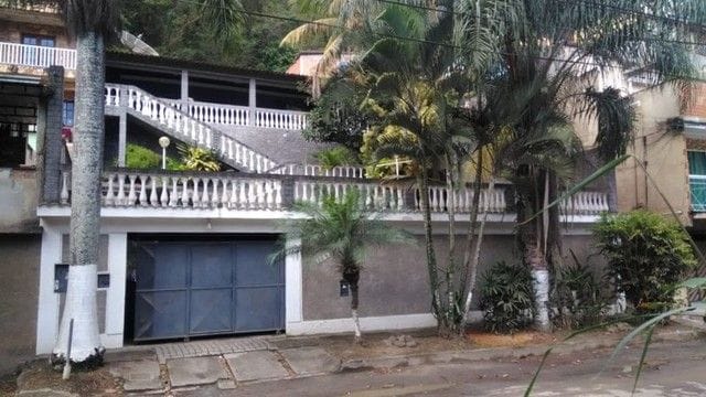 Casa com 1050m² 3 quartos e 3 banheiros, à venda, no bairro Jacarepaguá em Rio de Janeiro